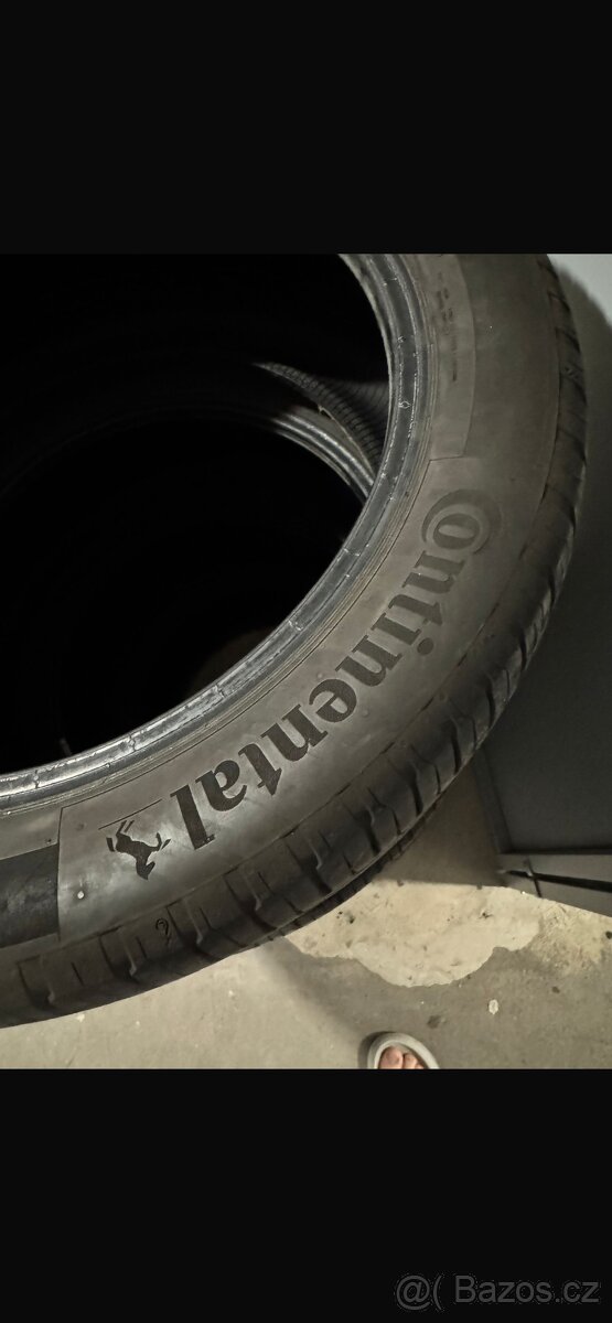 Continental Ecocontact 6 245/45/18 96W XL seal inside