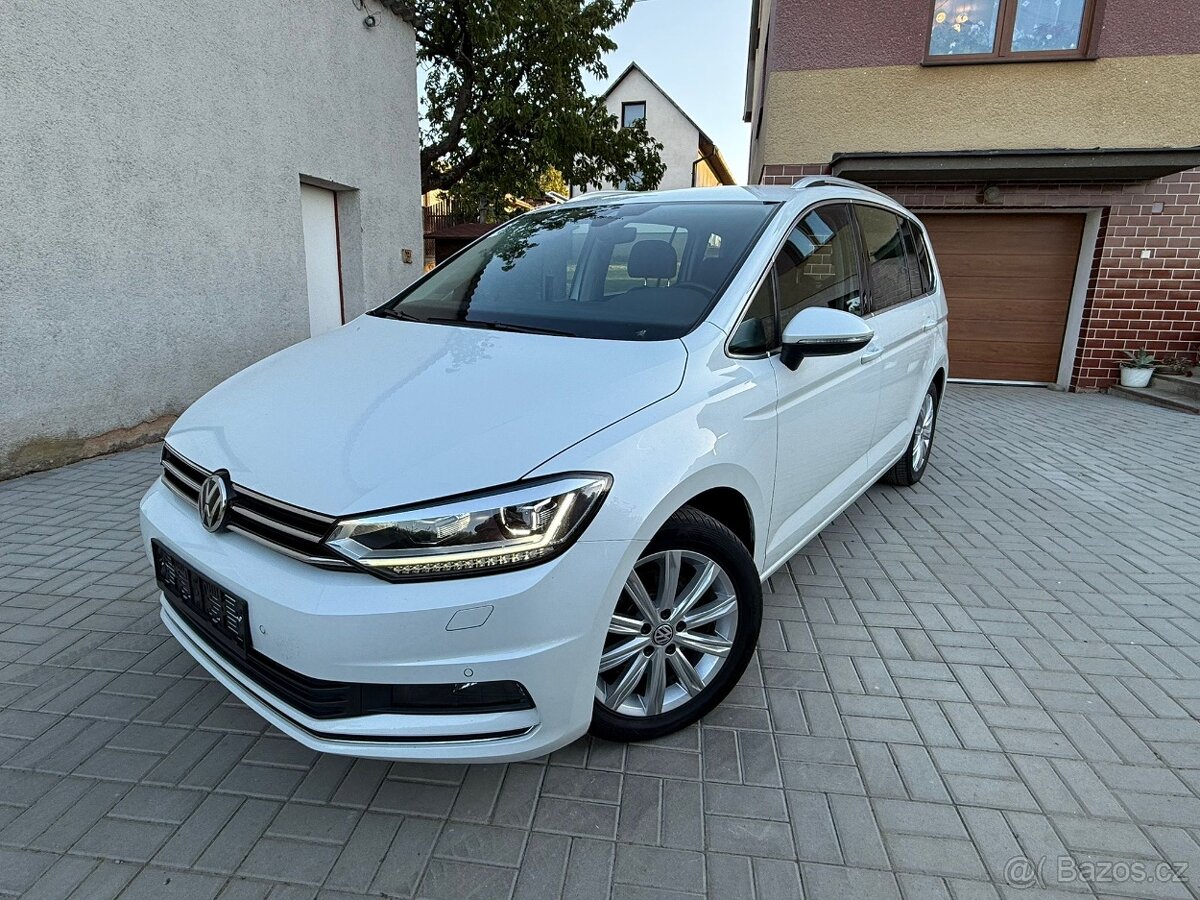VW Touran HIGHLINE 2.0 TDI DSG 110KW/Fulled/Navi/Tažný/2020