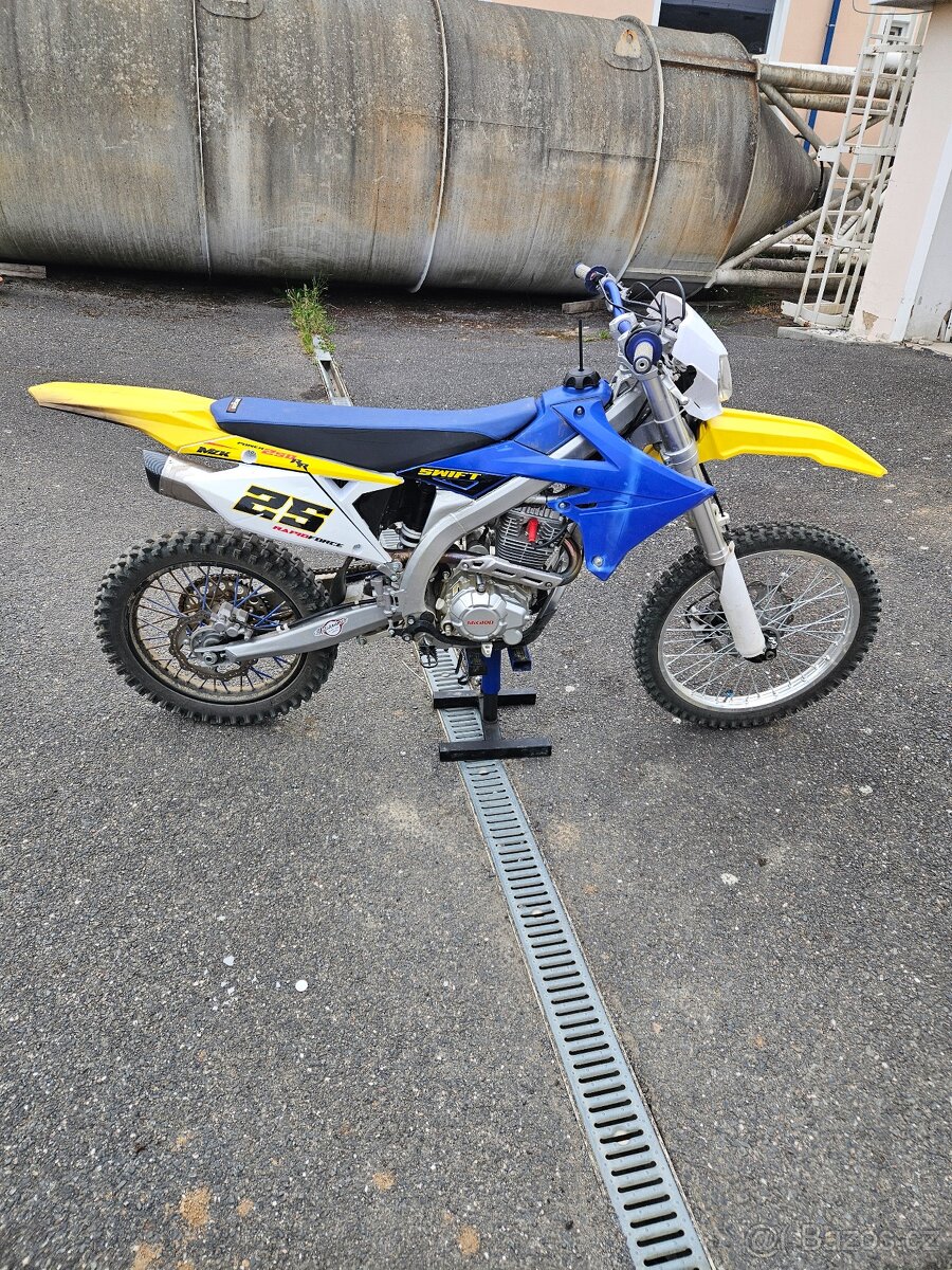 Motocross Mikilon 250 ML