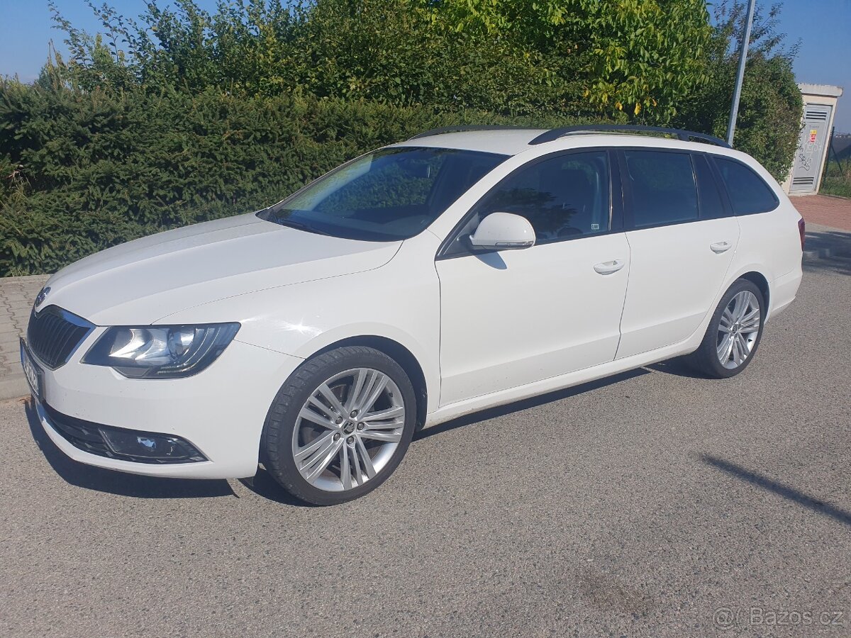 Superb combi 2.0 Tdi...103kW..2014