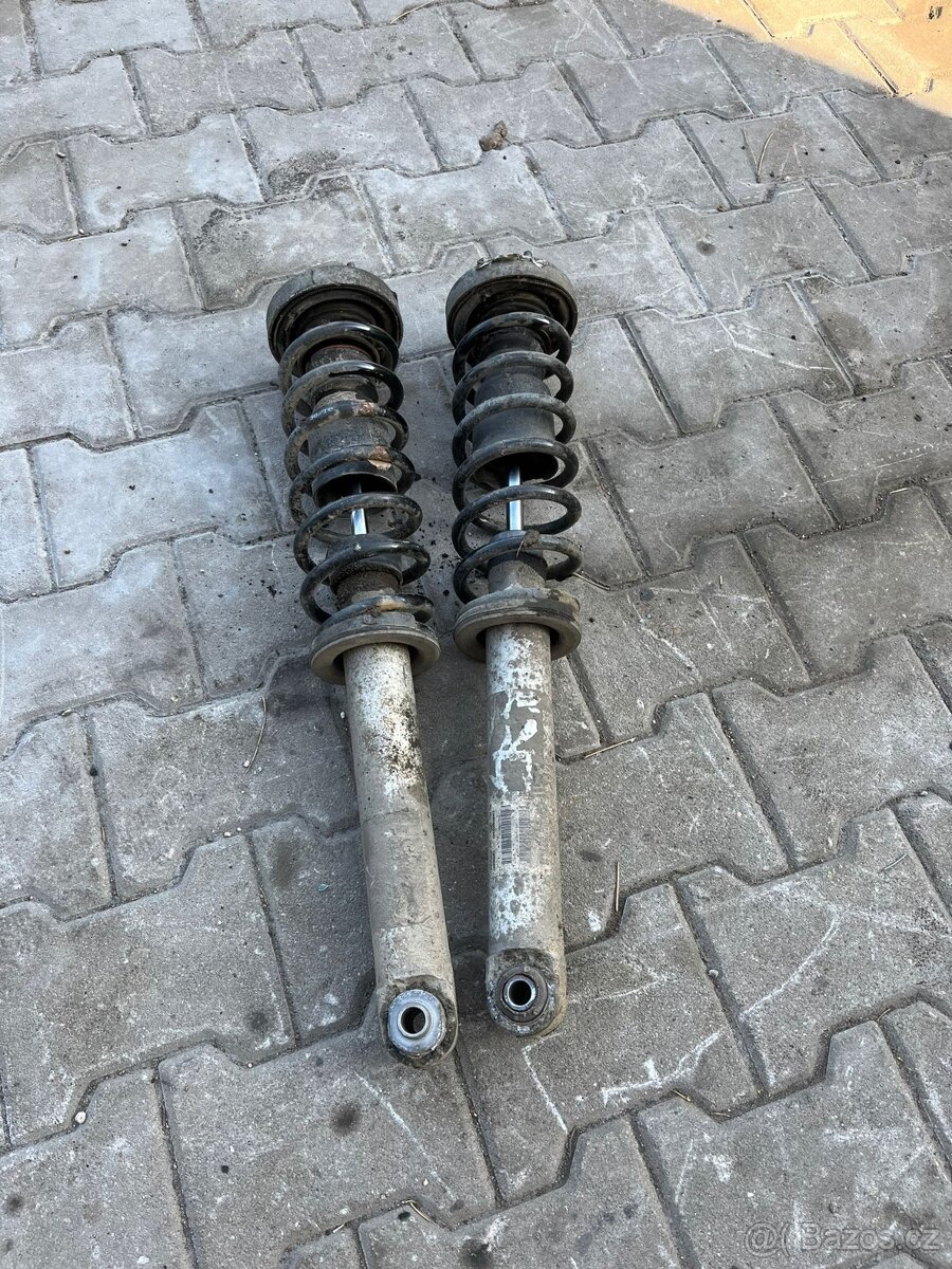 Bmw e60 zadní tlumiče s pružinami