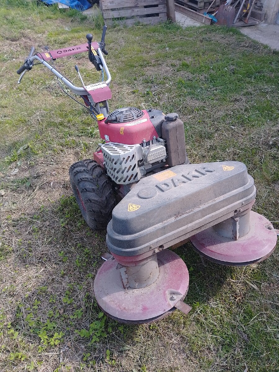 Prodám rotační dvoububnová sekačka DAKR