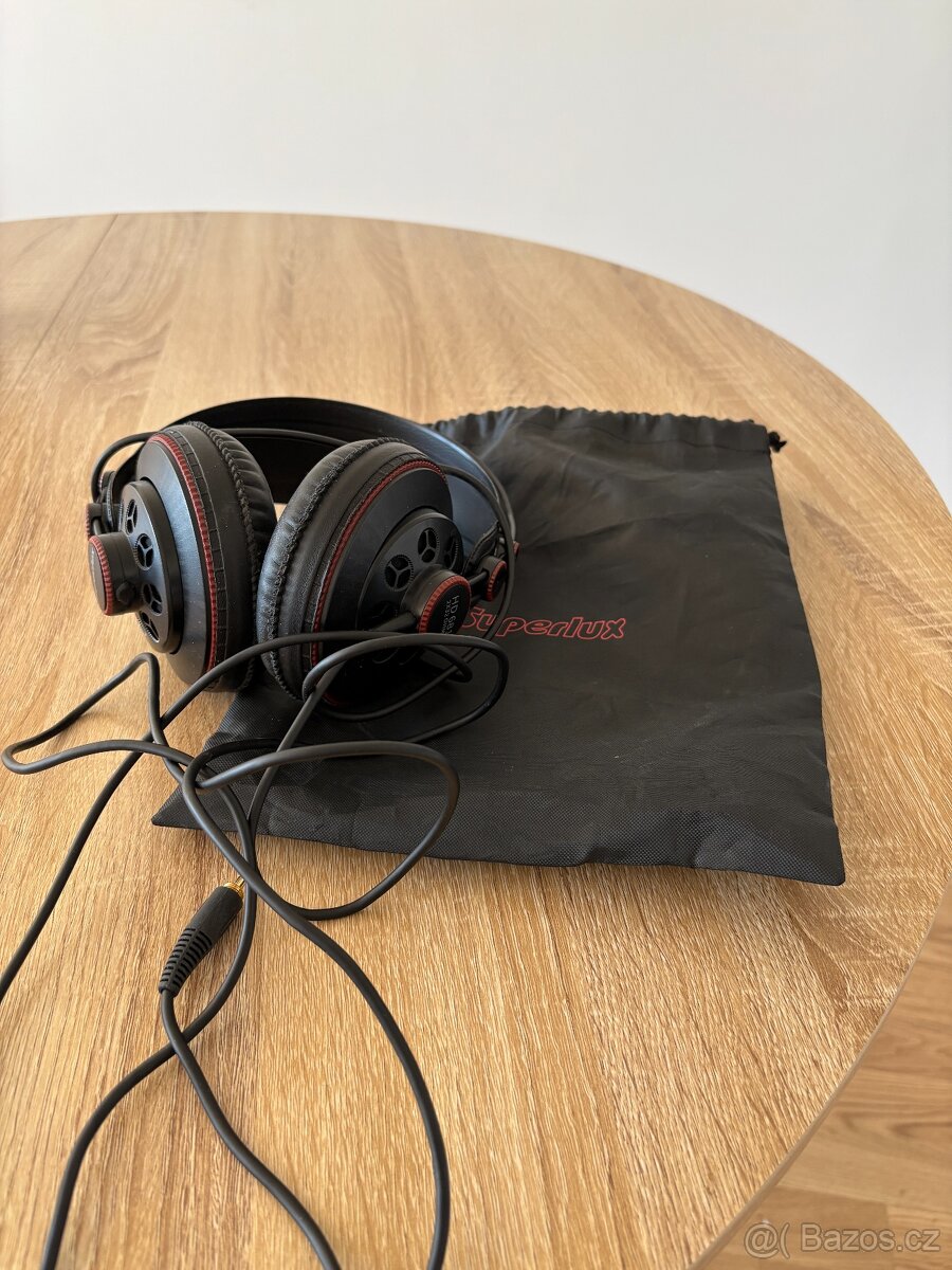 Superlux 681