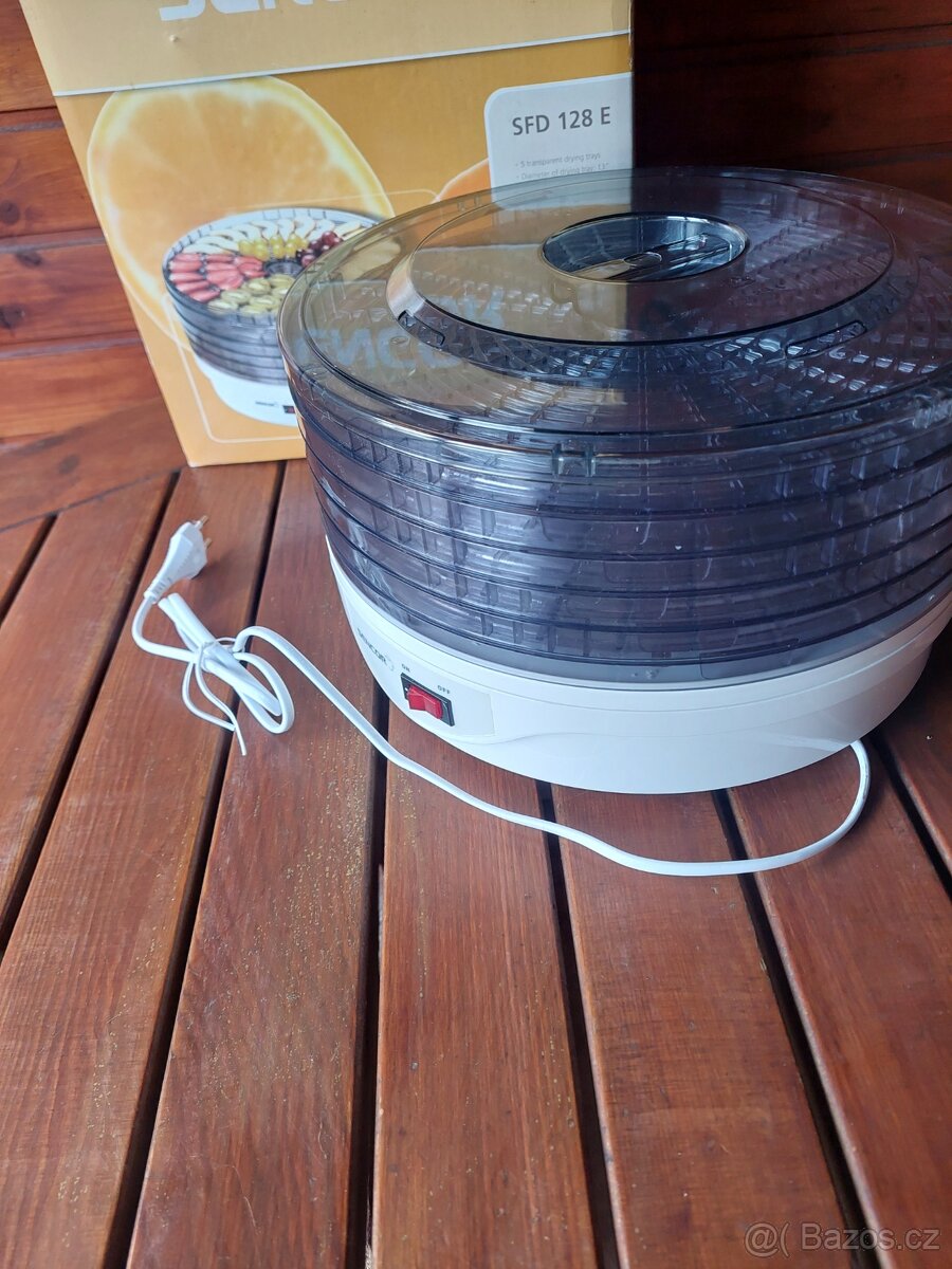 prodám sušičku na ovoce Sencor SFD 128E