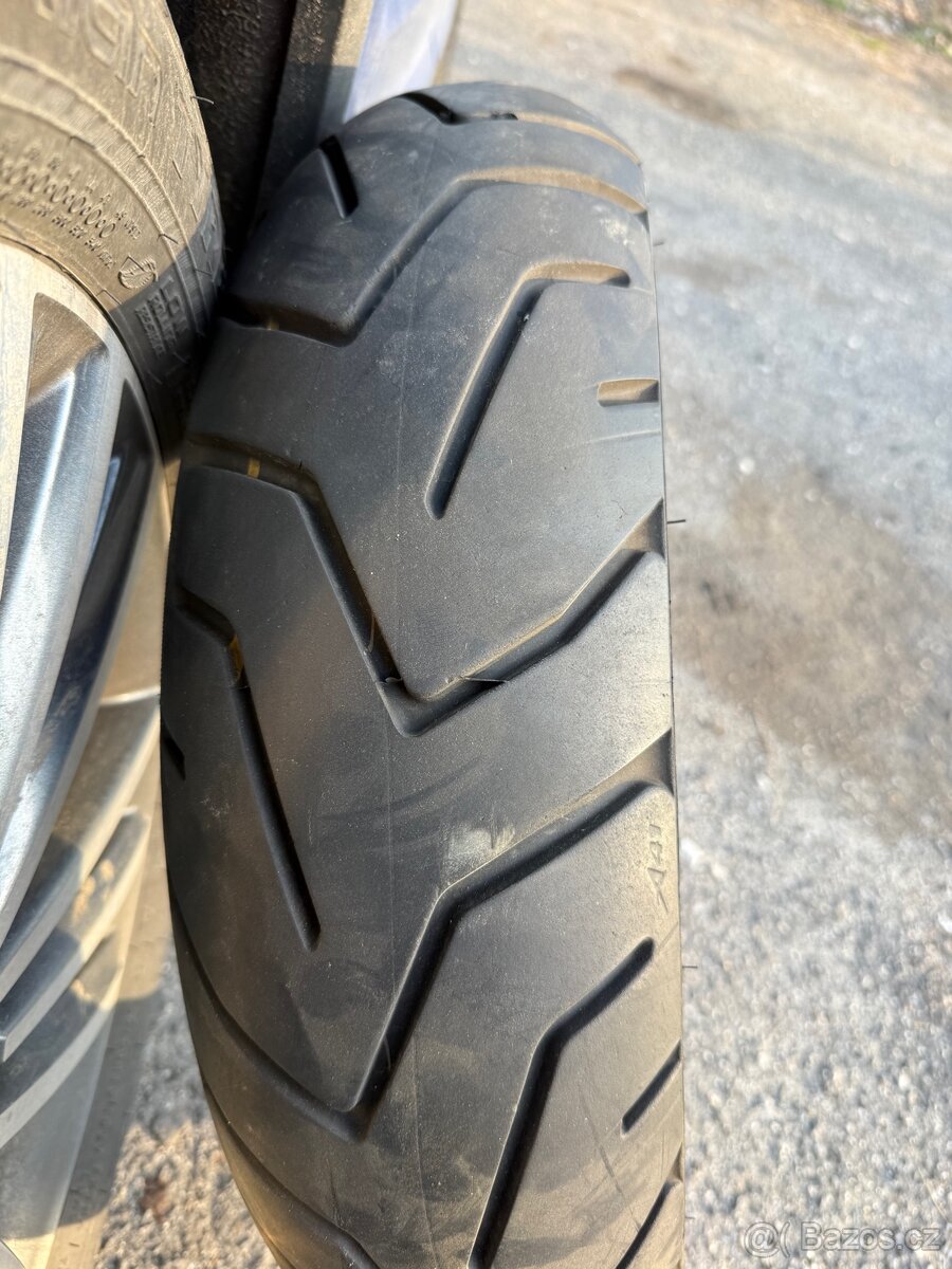 Pneumatiky na motorku