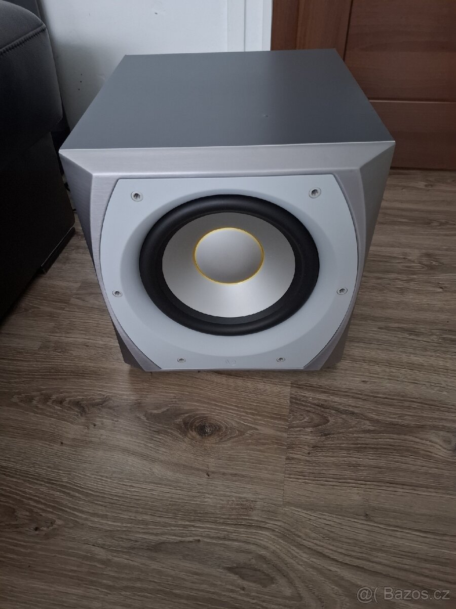 INFINITY- ACTIV SUBWOOFER.