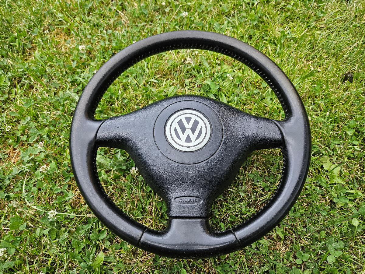 VW Golf Passat tříramínko kůže volant + airbag