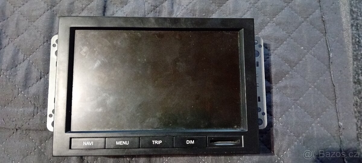 Auto radio