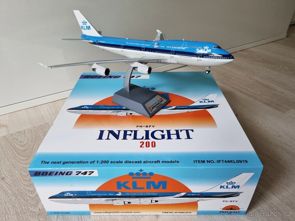 KOVOVÉ MODELY LETADEL 1:200