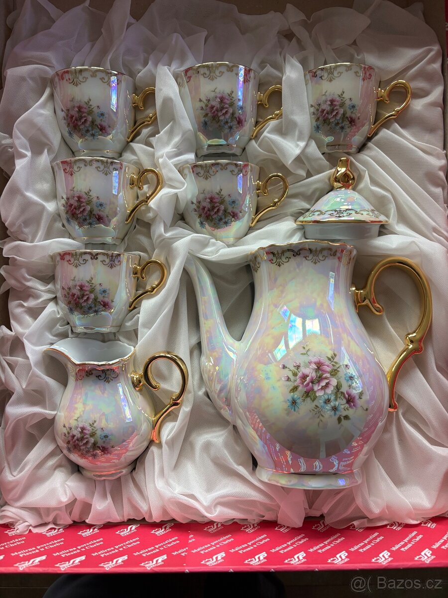 Porcelánový čajový servis