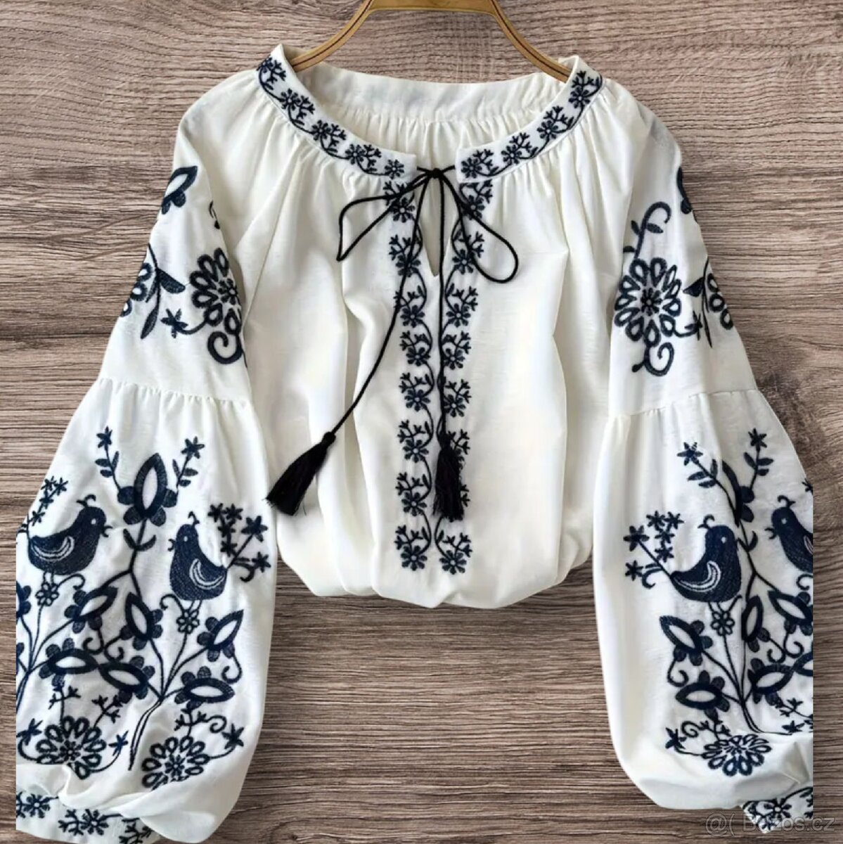 Krásná nová halenka