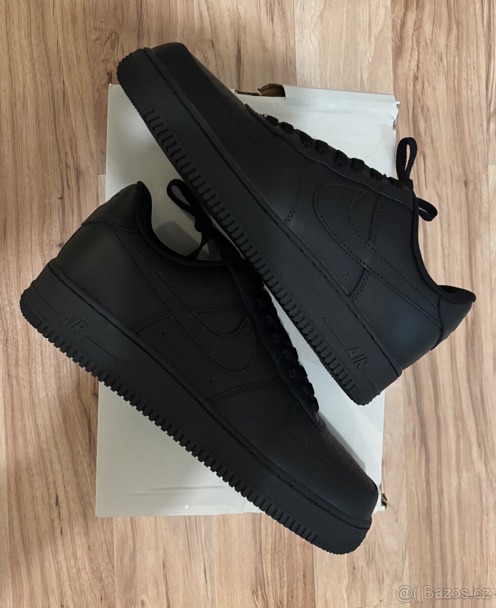 Nike Air force 1 black 43