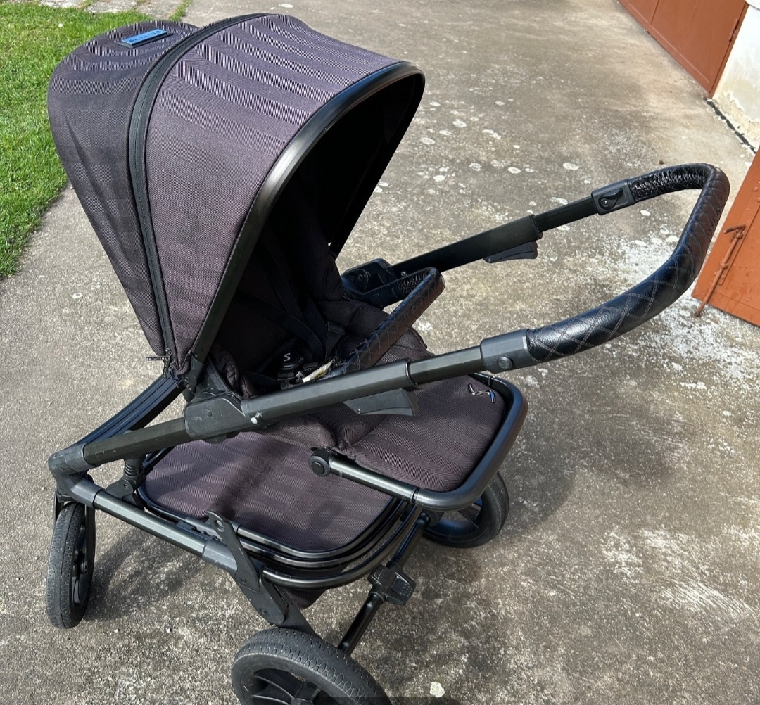 Kočárek - Moon Solitaire