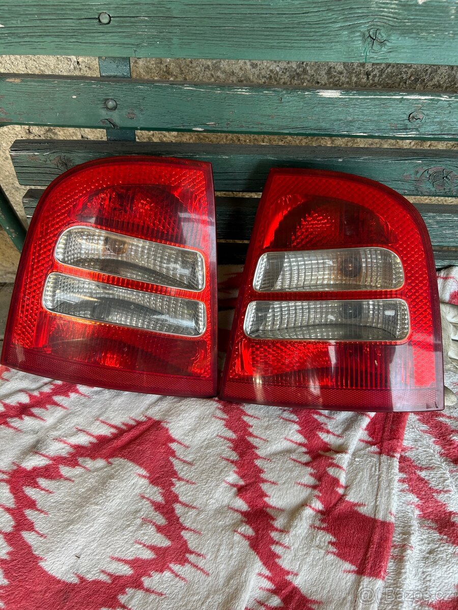 Škoda octavia 1 světla