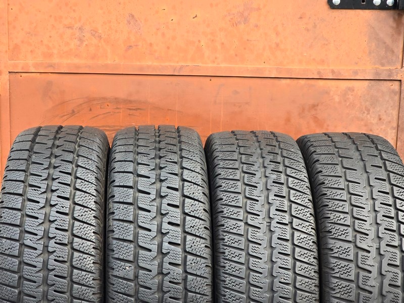 Zimní Matador 215/70/15C