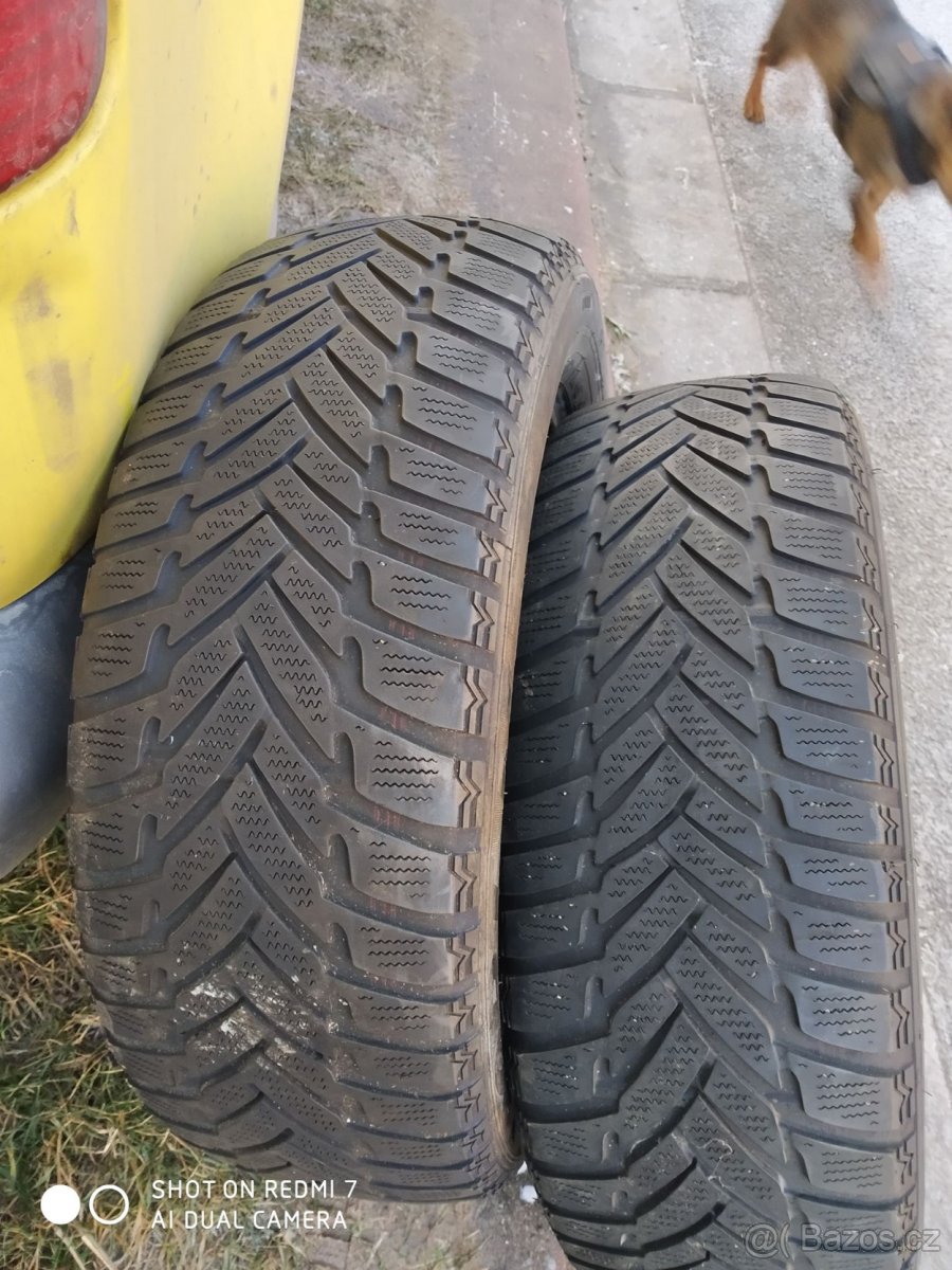 Pár zimních pneu 195/60 R15 88H, Dunlop Winter Sport