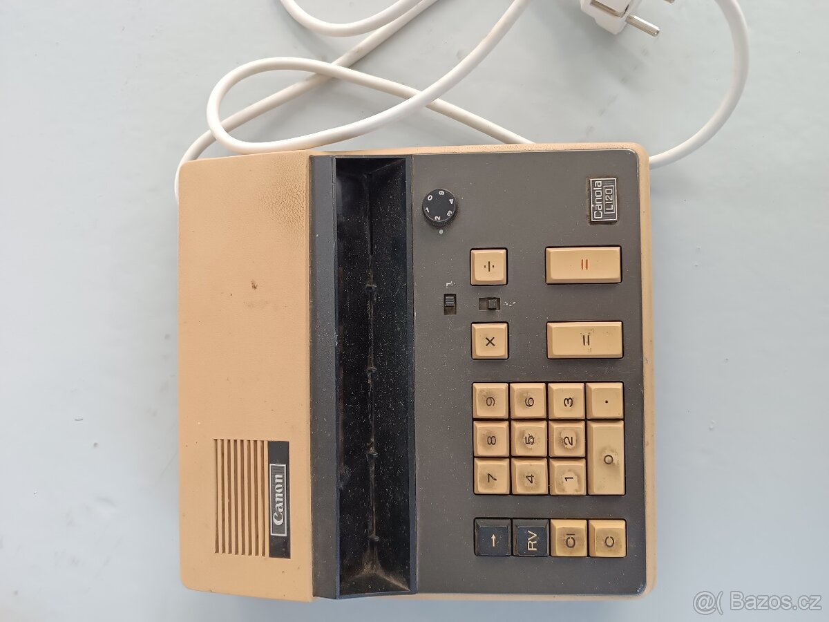 Retro kalkulačka