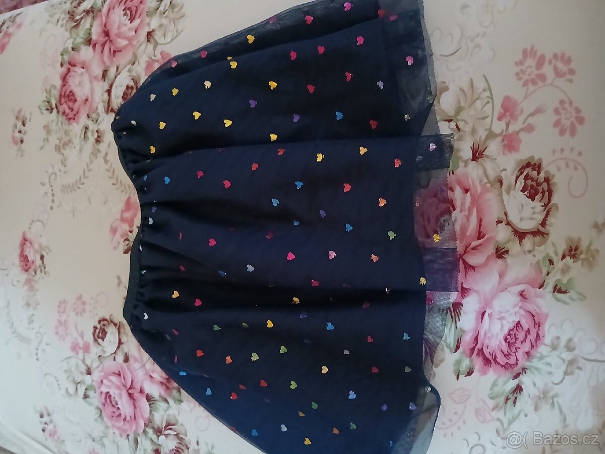Krásná sukýnka-H&M