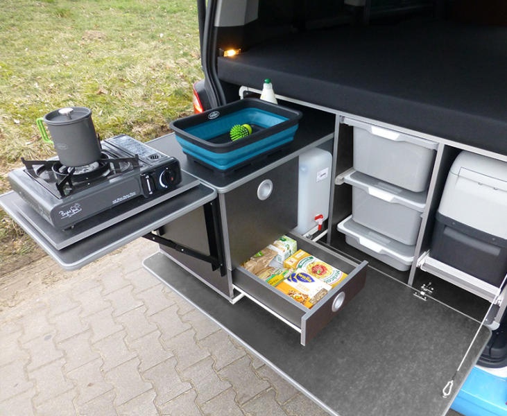 Multifukční box pro vozidlo VW T5/T6