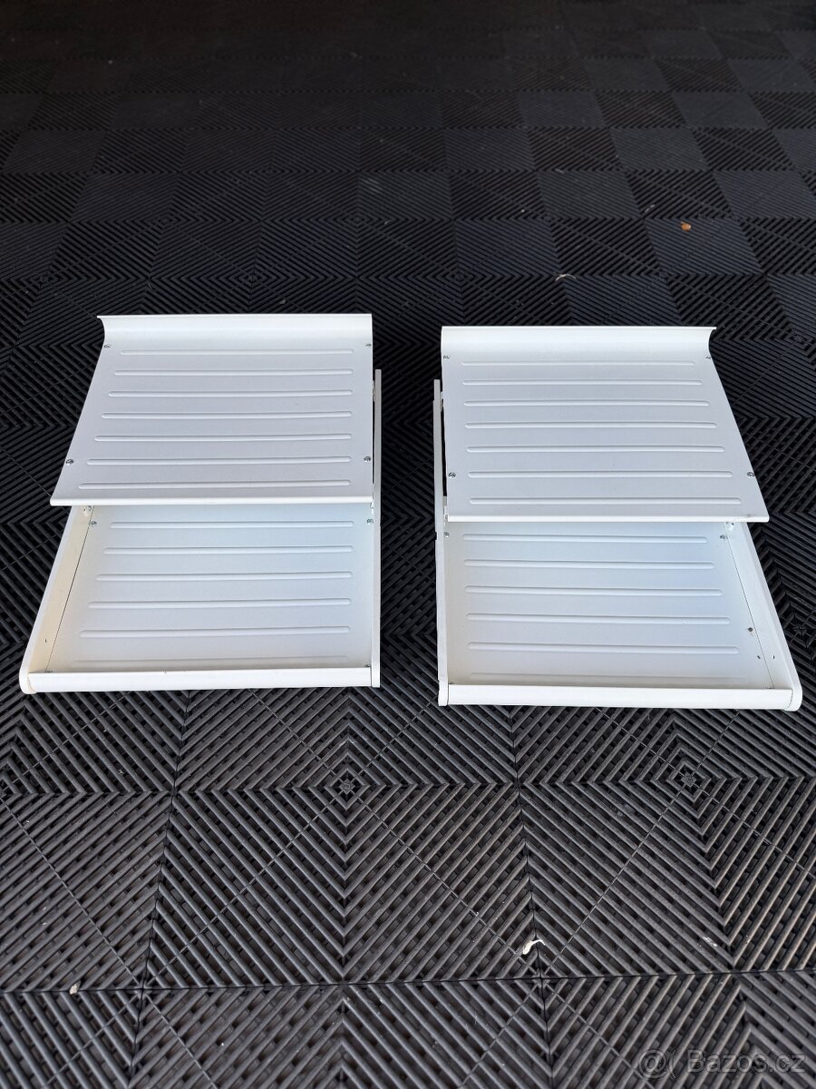 Vysuvná police IKEA PAX