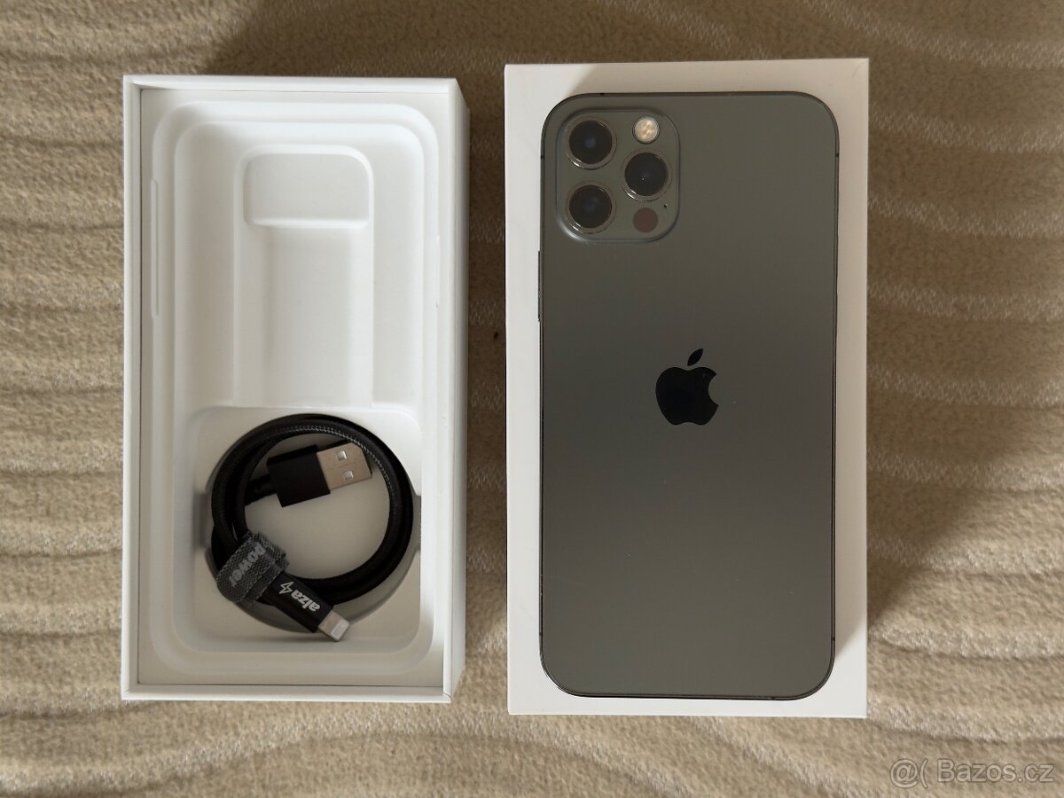 APPLE iPhone 12 Pro 256GB grafitově šedý