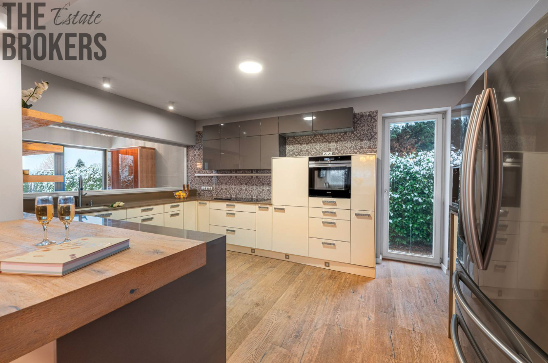 Prodej luxusní vily, 300 m2, Praha - Lahovice, pozemek 858 m