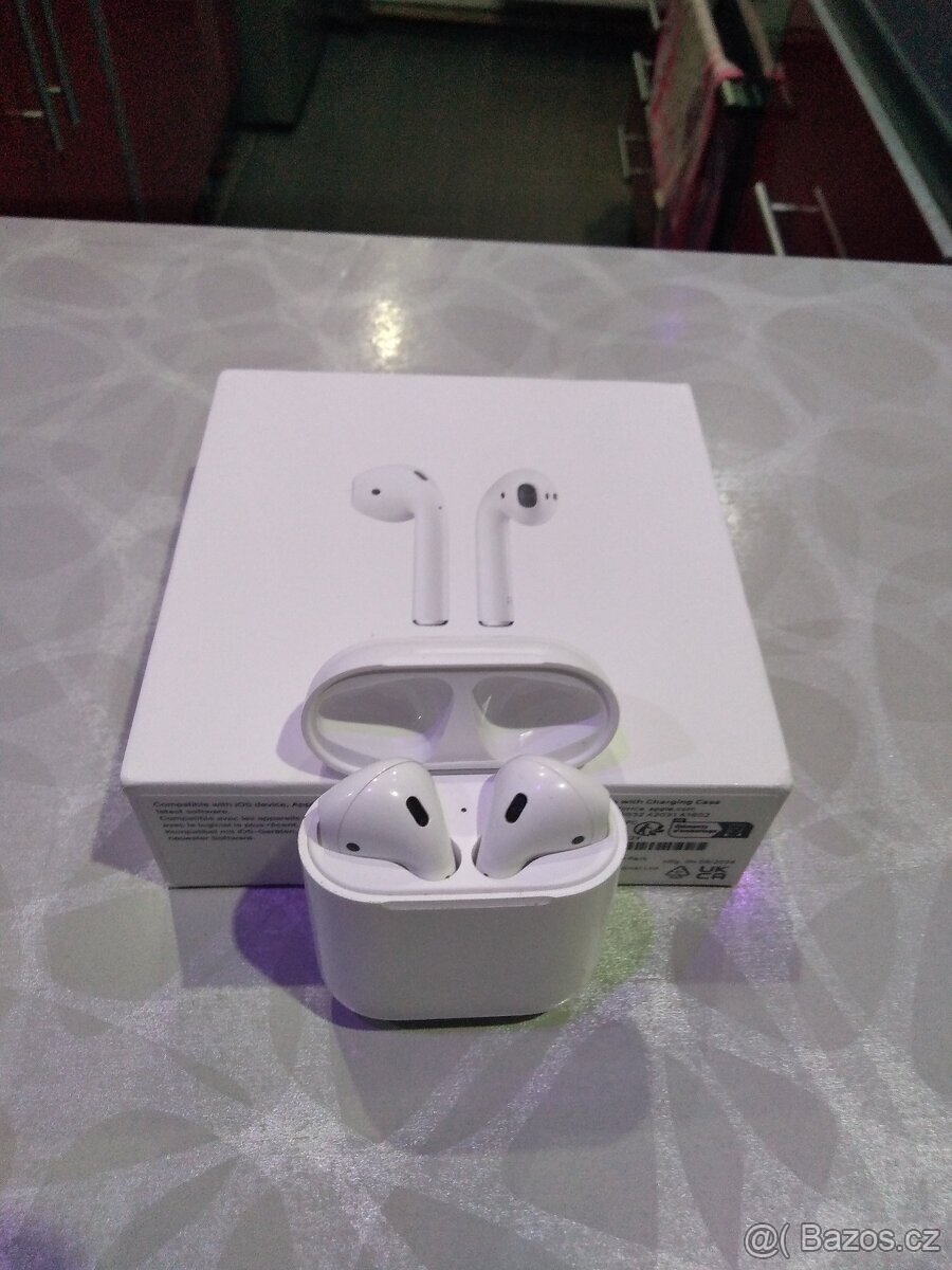 Originál Apple Airpods za cenu pouze 500kč