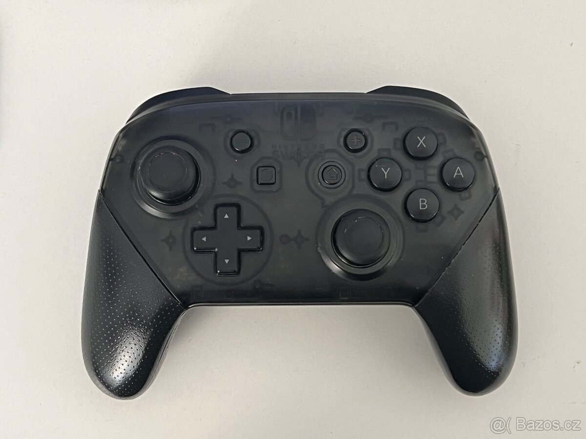 Nintendo Switch Pro Controller