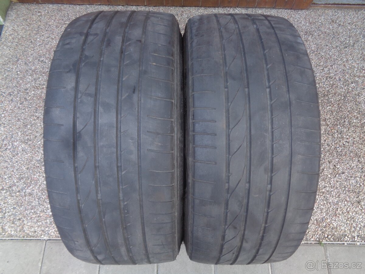 Letní pneu 235/40/19 Bridgestone