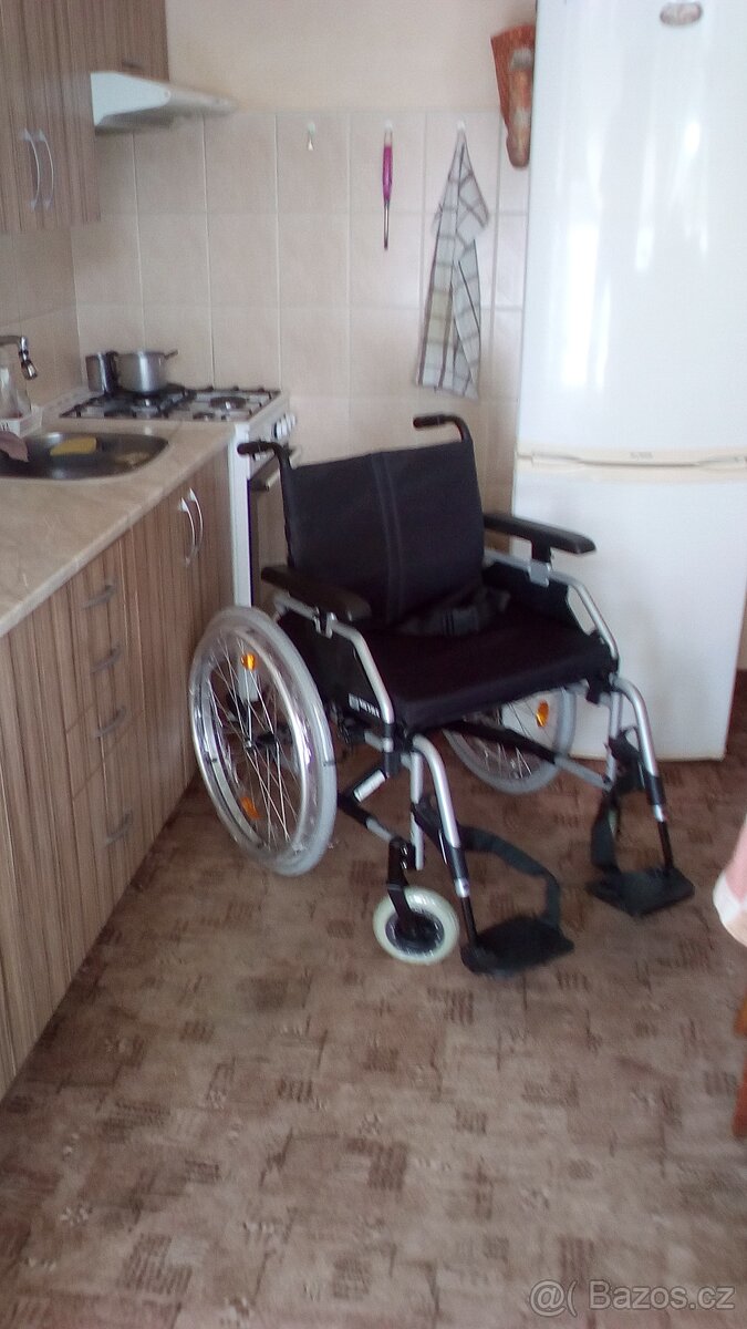 IN.VOZÍK-odlehčen-54 cm-DO 147 KG -možno poslat po ČR