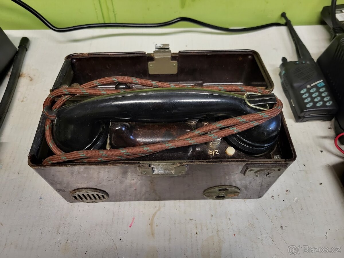 Polní telefon ČSLA TP-25
