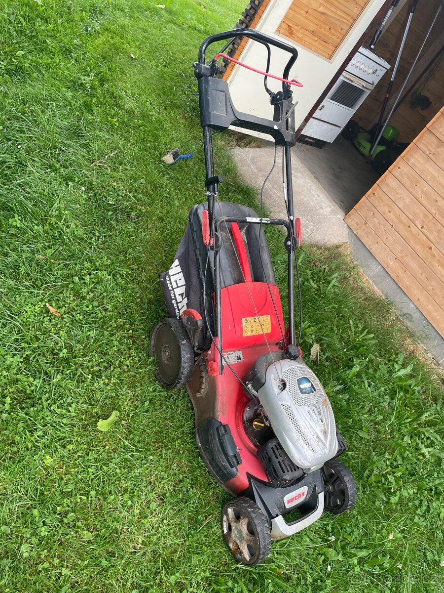 Benzínová sekačka