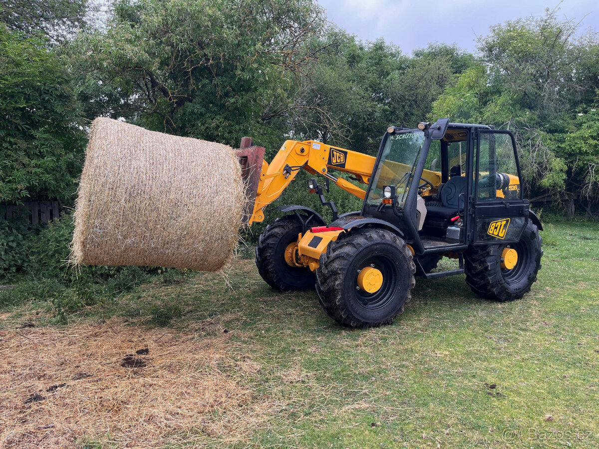 Manipulátor JCB 526
