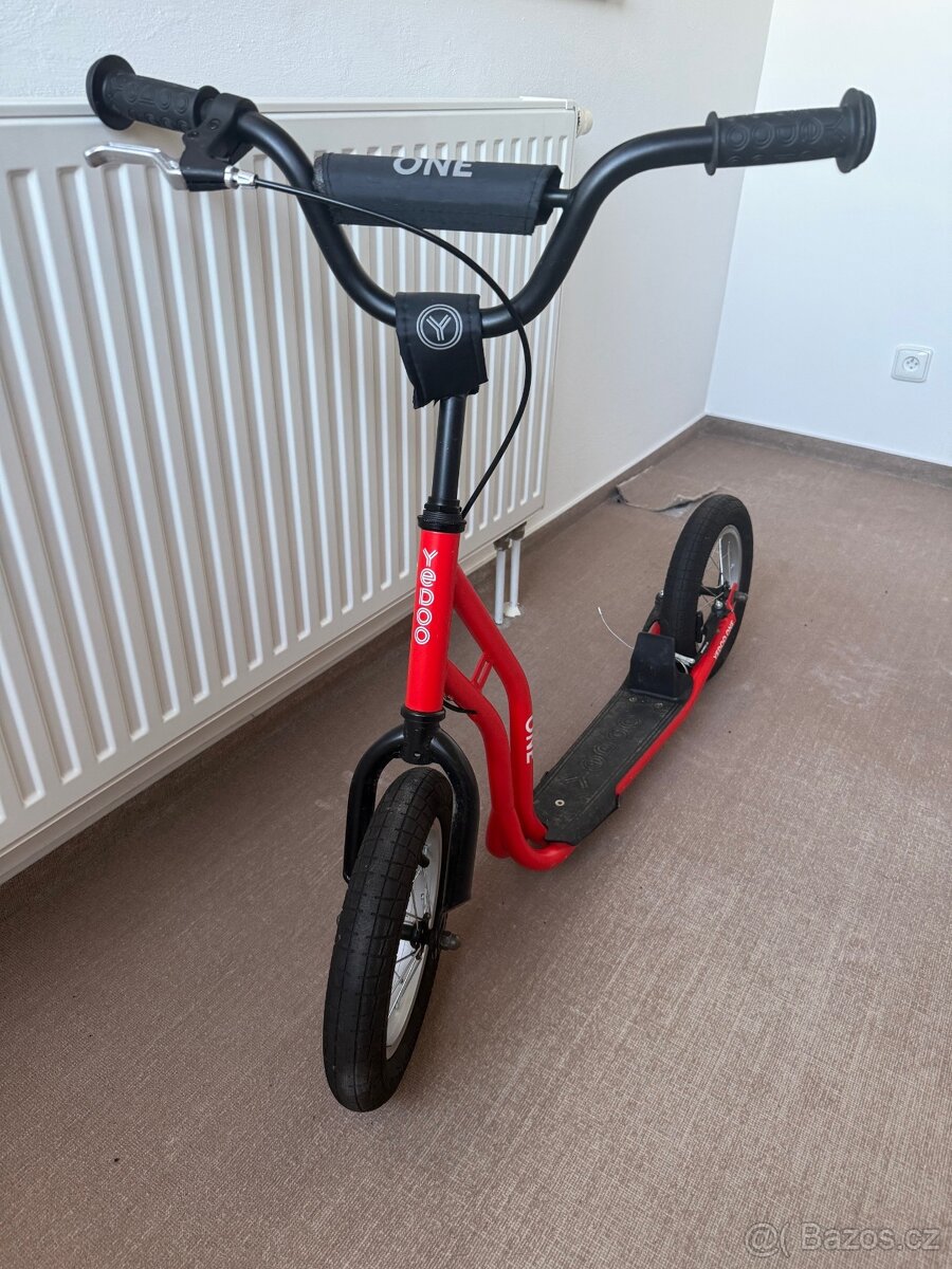 Koloběžka Yedoo One