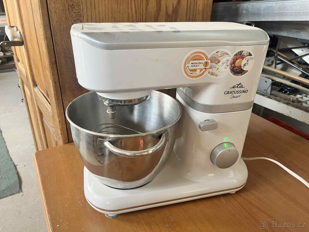 Kuchyňský robot ETA Gratussino