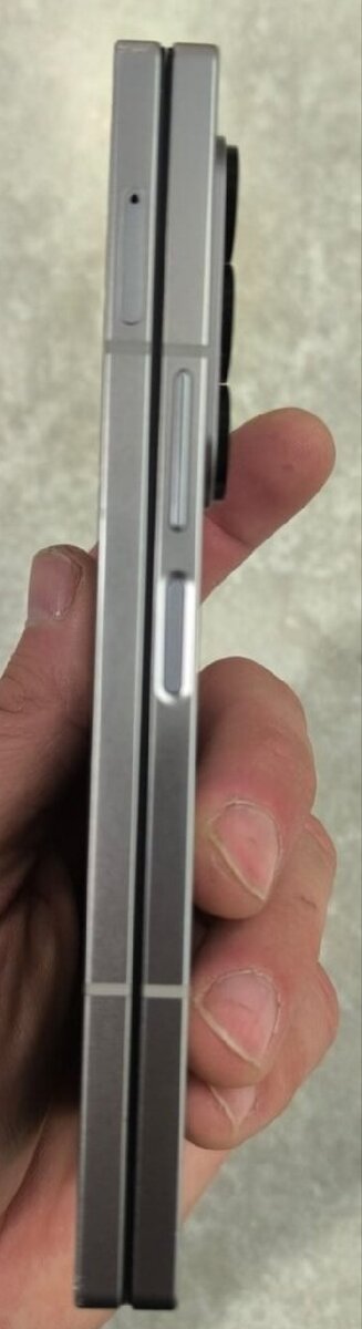 Samsung Galaxy Z Fold 6 – 256GB