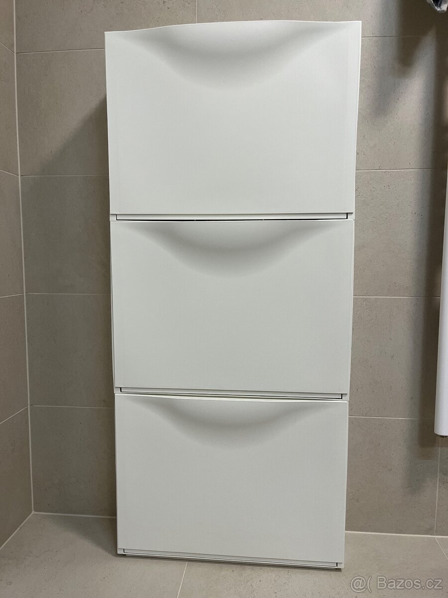 Botník IKEA Trones bílý