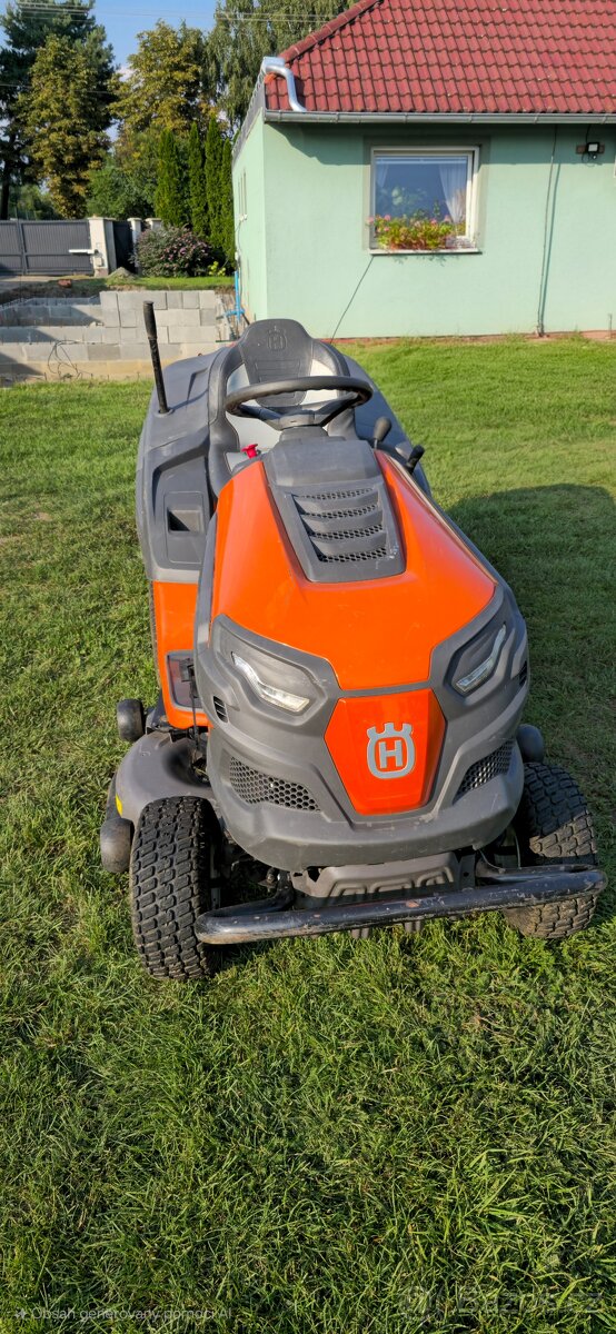 Husqvarna TC 242 TX + příslušenství – vynikající stav, nízký