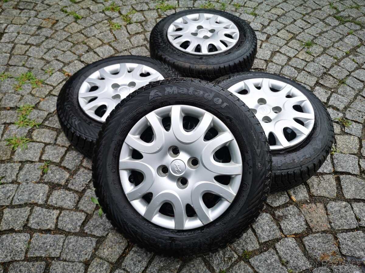 Hyundai i20 Kia plechová kola 14 ,zimnní pneu, poklice