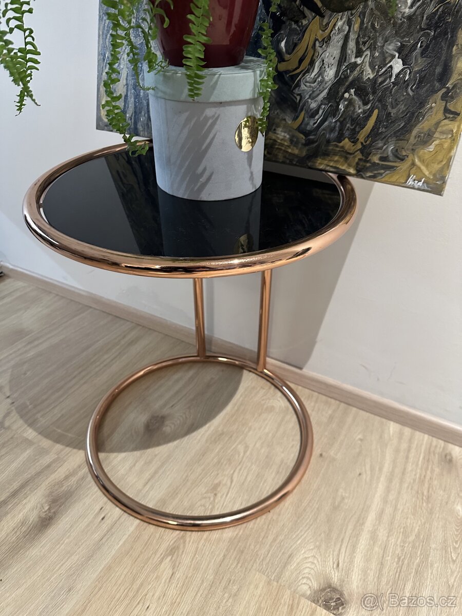 Skleněný konferenční prodej (3x)