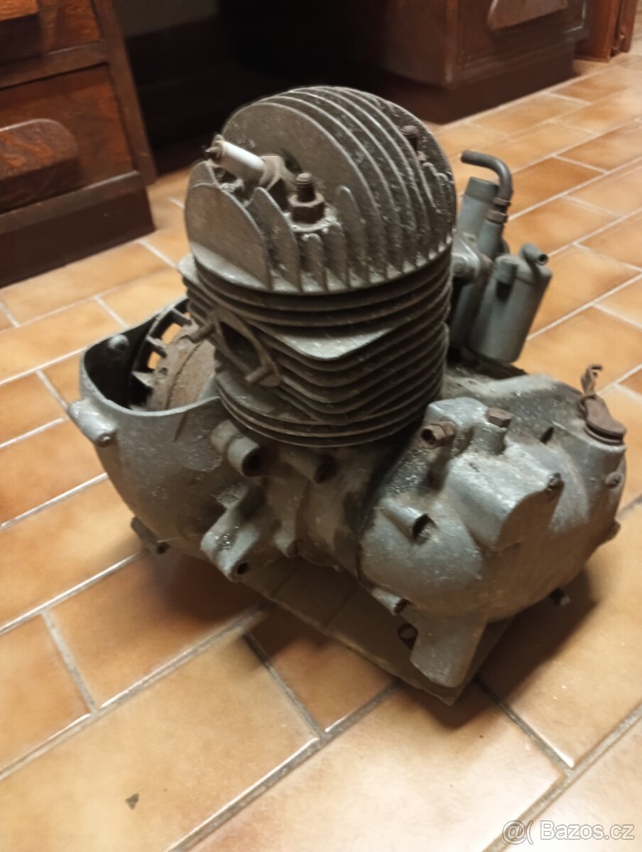 Motor Tatran 125