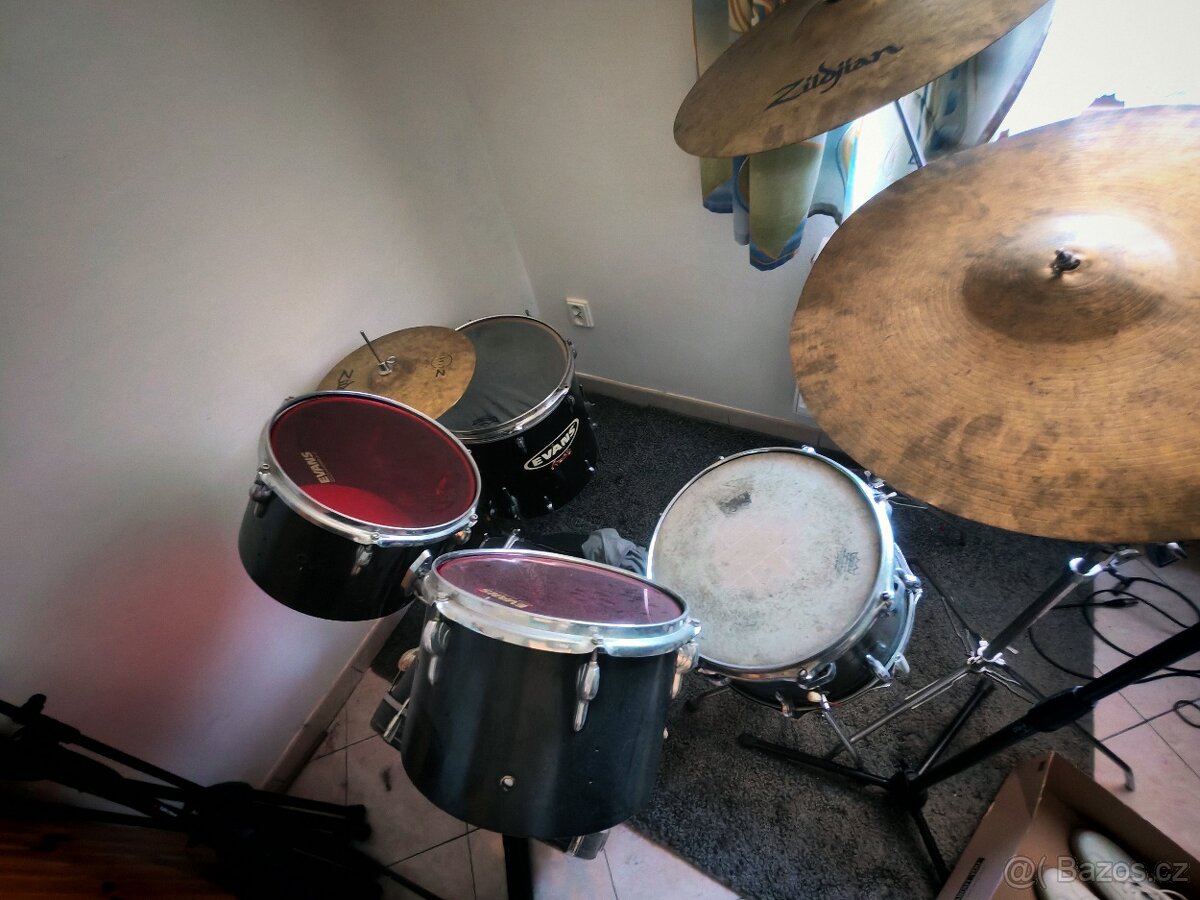 Bicí souprava Amatti (nové blány, dvojšlapka)