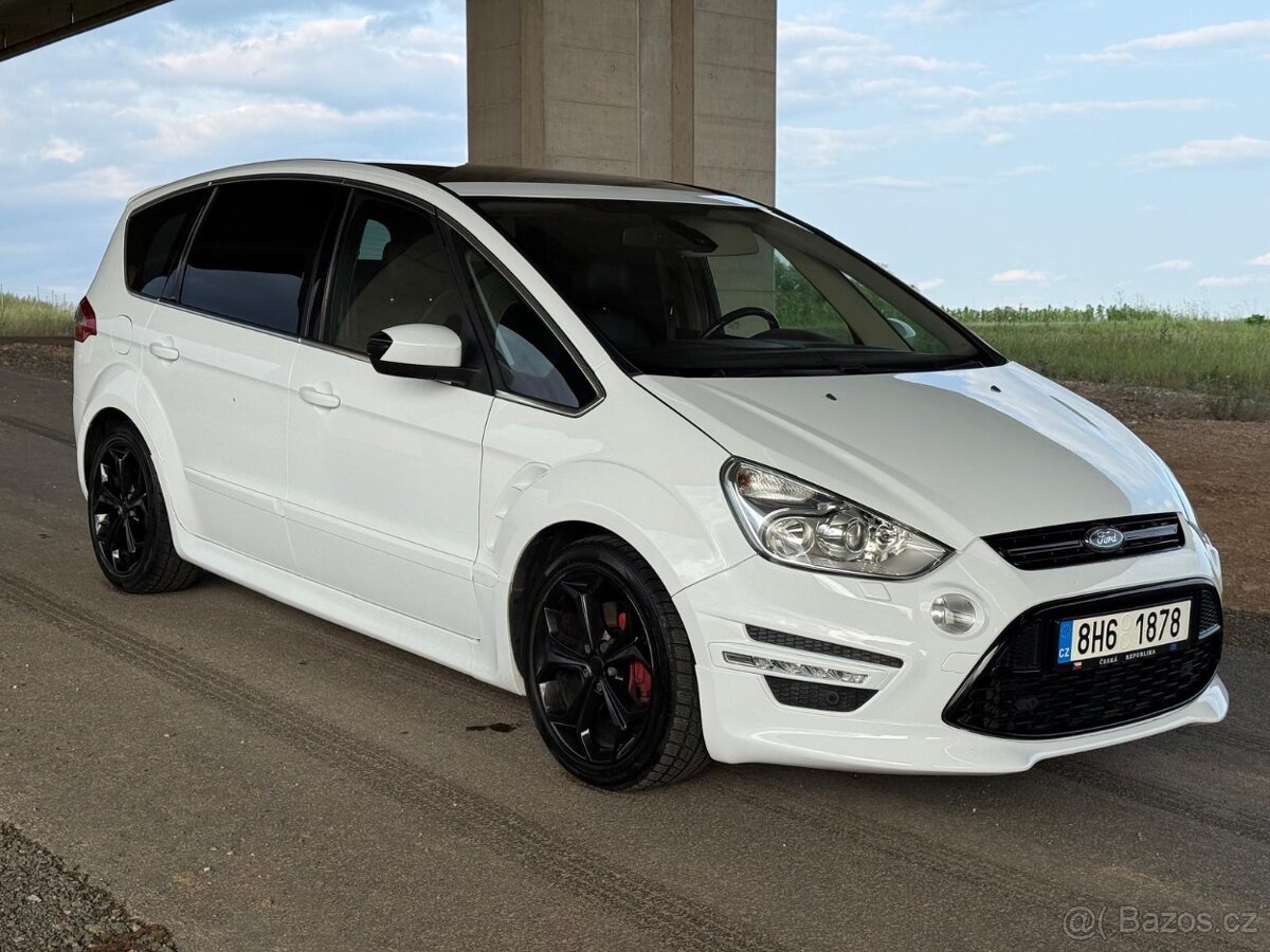 Ford Smax Titanium S 2.0 ecoboost SLEVA