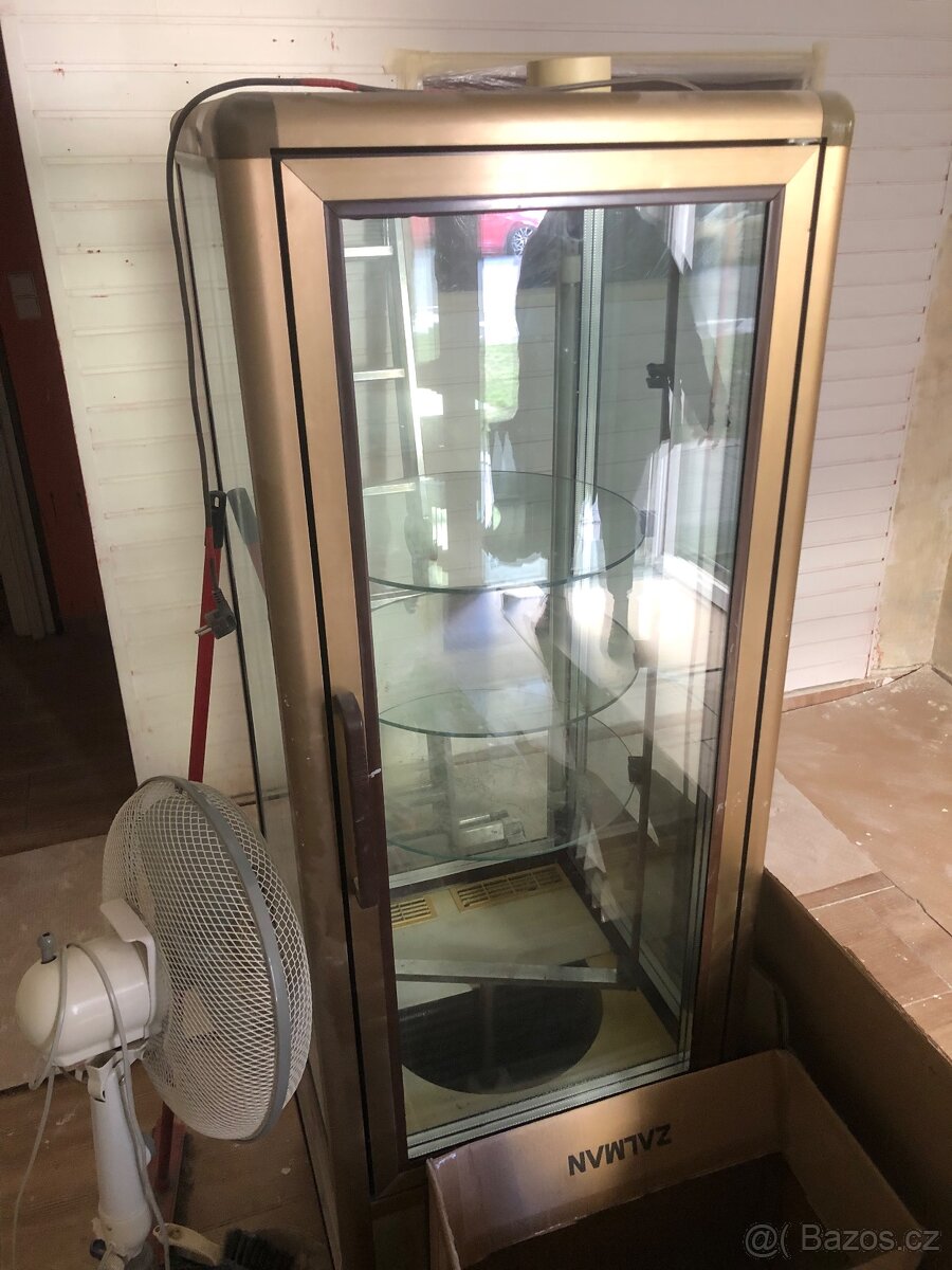 Chladíci vitrína