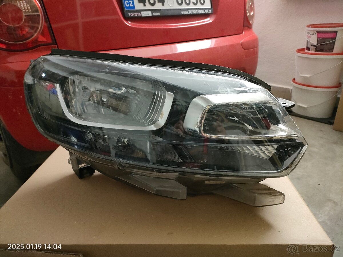 Přední světlo Citroen Jumpy / Spacetourer