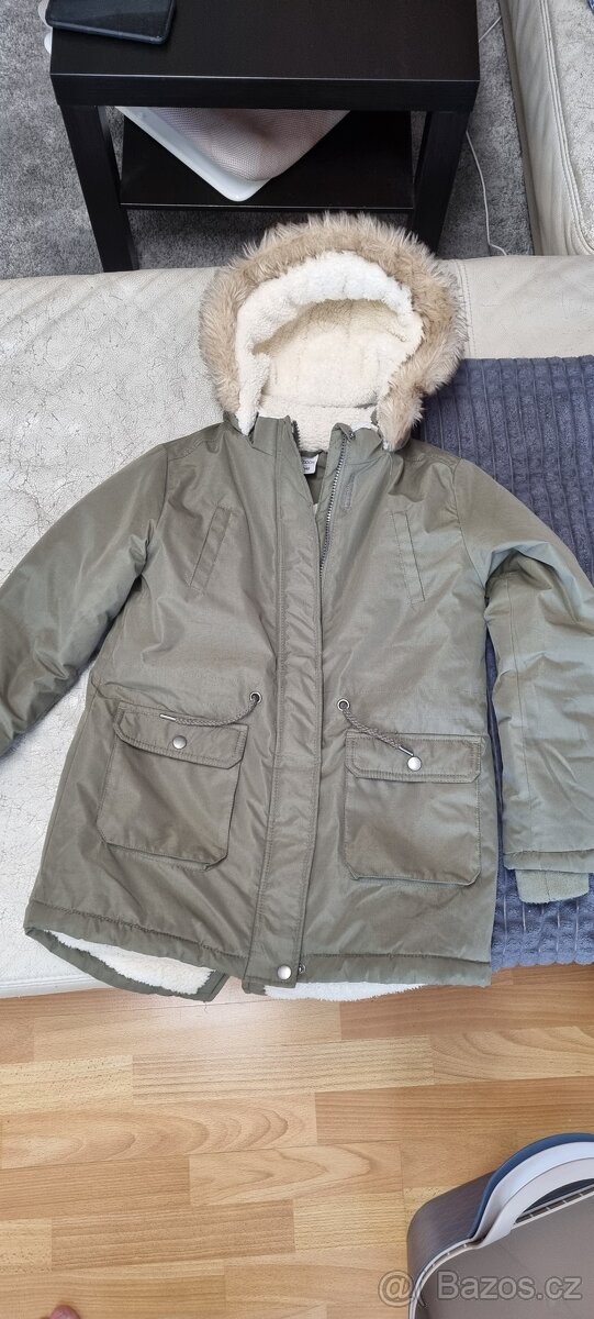 Zimní kabát, teplý vel. 134/140