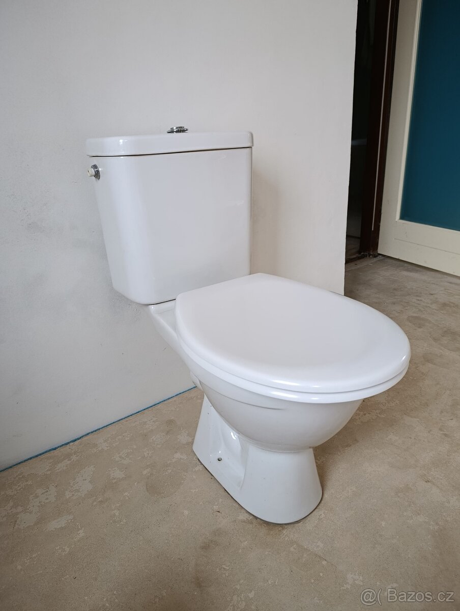 WC mísa, nádržka, splachování, sedátko.