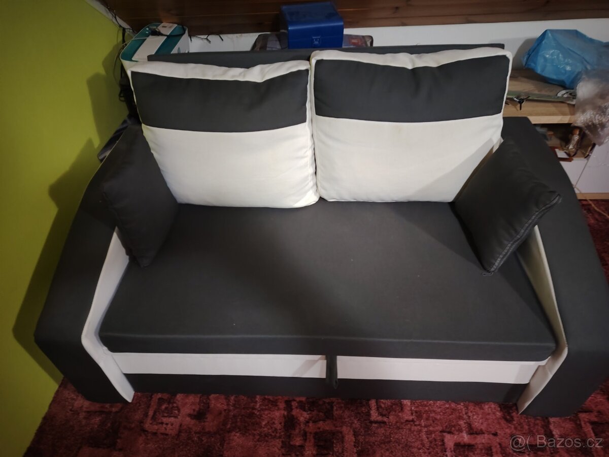 Rozkládací pohovka