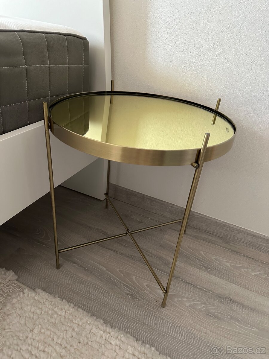 Zlatý stolek 2x