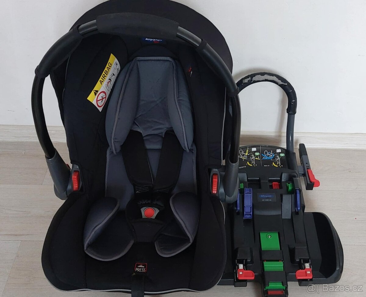 Vajíčko Klippan Dinofix se základnou